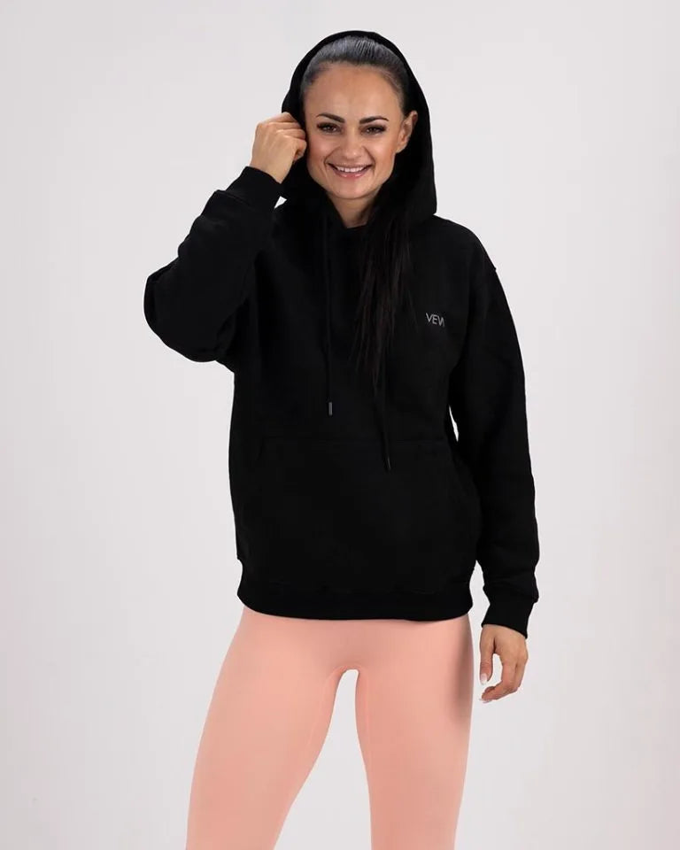 VEVAwear Soft Hoodie Mighty Black – close-up detail