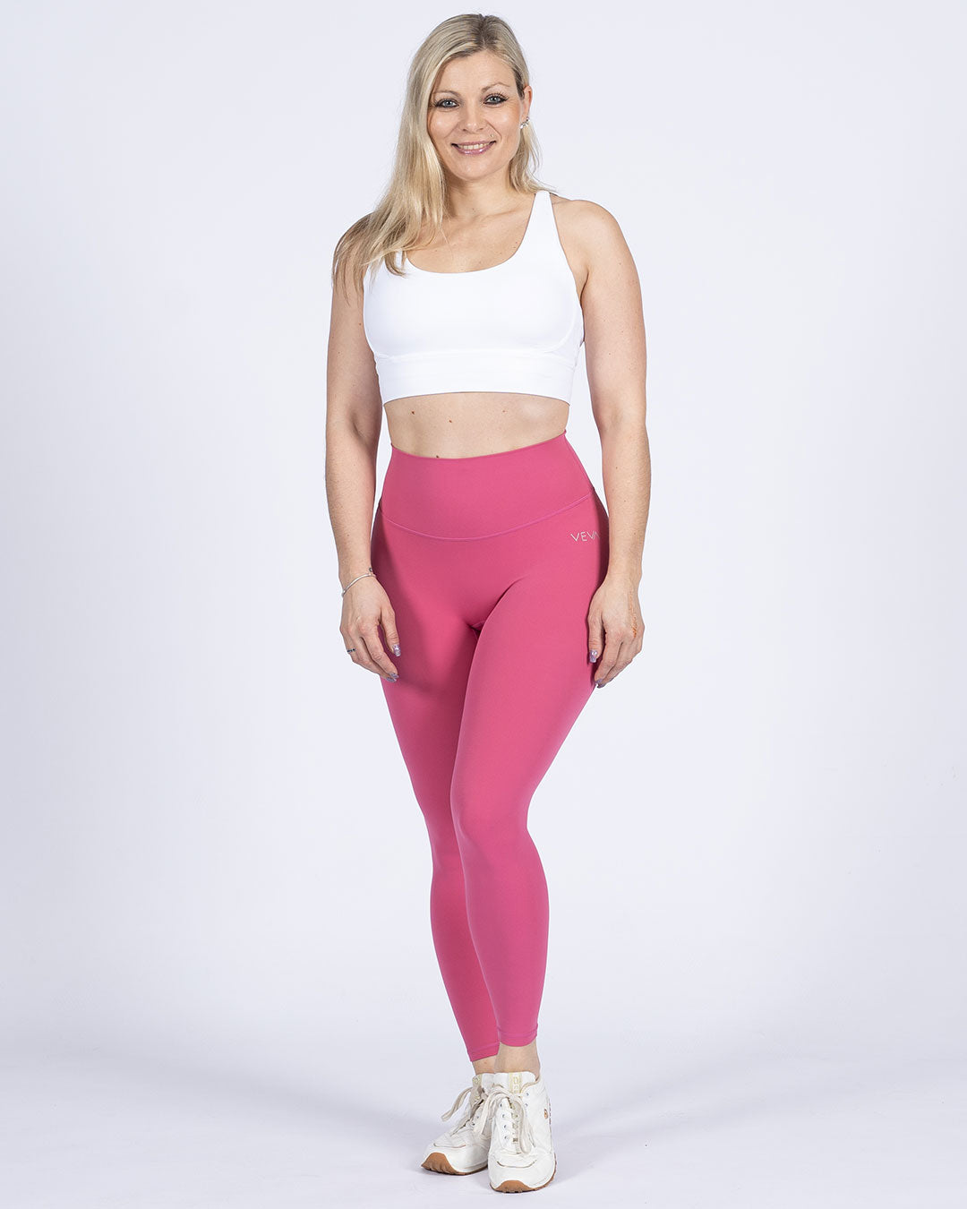 VEVAwear Feather Leggings Rose Pink – lifestyle shot