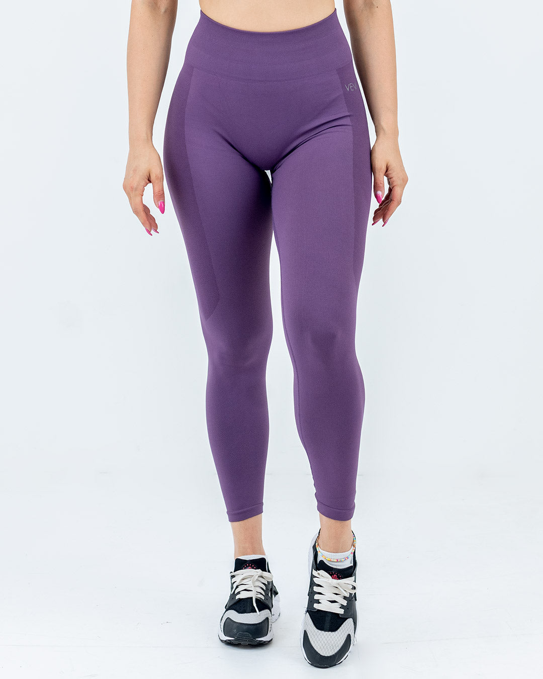Confident leggings royal purple from the VEVAwear collection